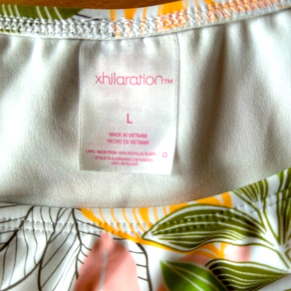 💥🔥FREE w/purchase bikini -worn only once- perfect condition - Picture 4 of 7